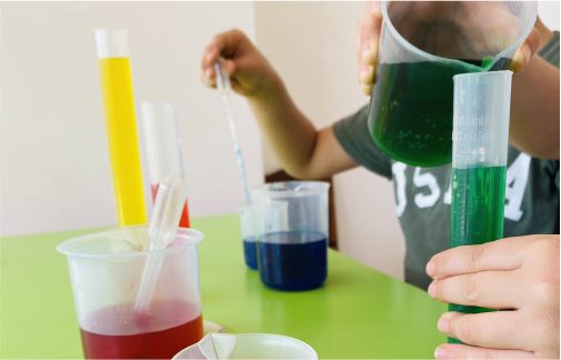 uluslararası akademik standartlarda eğitim olanağı sunan yeni bir eğitim modeli için yola çıktık